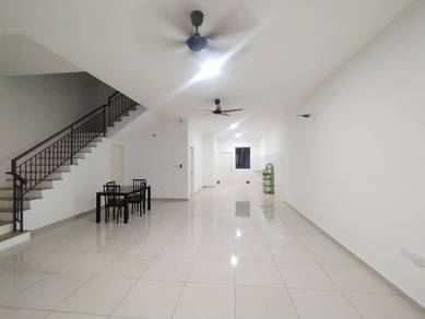2-storey-Terraced-House-for-rent-Bandar-Sri-Sendayan-Negeri-Sembilan-2