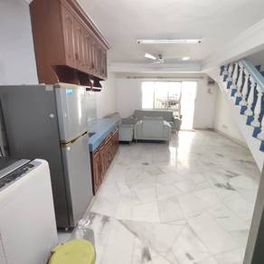 3 storey @ Desa Setapak Renov&Extend 3 rooms, Setapak, Below Mkt value