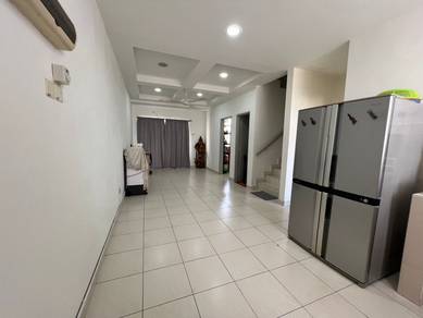 Villa Hijauan Town House Selesa Jaya Below Market Full Loan Renovated