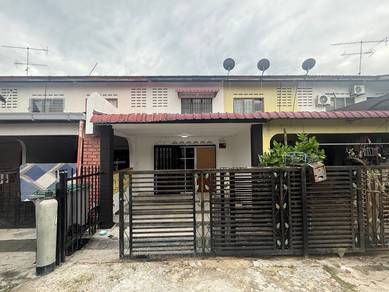 Kluang Rumah Kg Majid Siap Reno|FullExtend |RuangTamuBesar|FullLoan