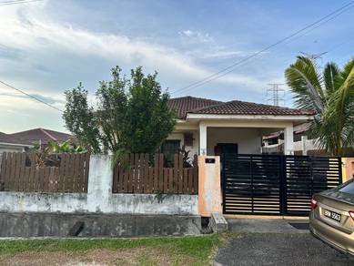 Banglo 1-tingkat Bandar Putra Permai Seri Kembangan
