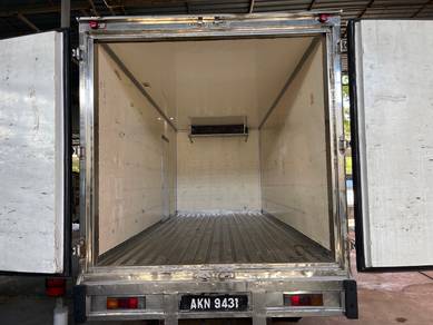 2015 Mitsubishi FUSO 3.9 (M)