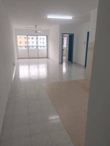 Flora Damansara New Paint Move In Ready
