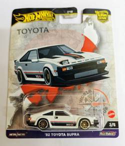 Hot Wheels Premium 82 Toyota Supra Car Culture