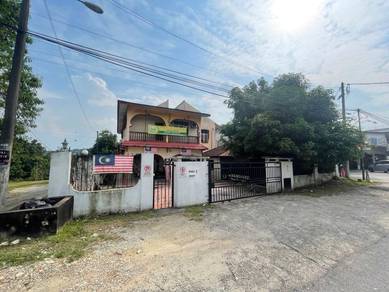 Tanah Top 1!!! Tanah lot + 3 Unit Rumah untuk Dijual di Sungai Merab