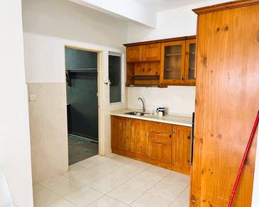 Koi Kinrara Suites PUCHONG Partially Furnish Twins Atmosfera SALE