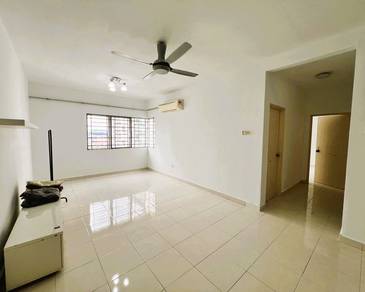 Koi Kinrara Suites PUCHONG Partially Furnish Twins Atmosfera SALE