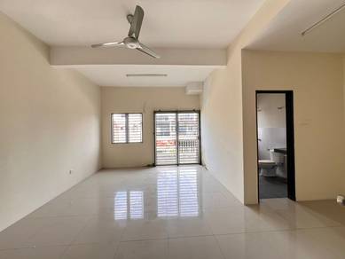 ( Below Market ) 3 storey Terrace House Taman Rawang Tin, Rawang Town