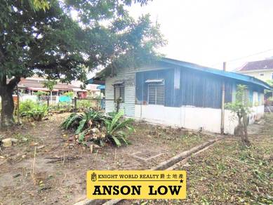 [ FOR REBUILD ] 1 Storey Bungalow | Land 4,597sf | Island Glades