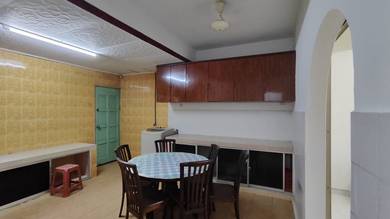 Bandar Country Homes, Desa Mas, Rawang, 2sty Terrace House For Rent