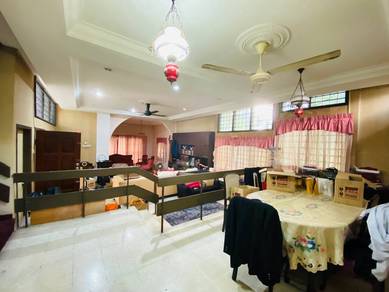 HUGE LAND SPACIOUS RENO Double Storey BUNGALOW SS 3/80 Petaling Jaya