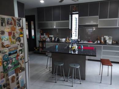 Taman Ampang Utama Modernist Bungalow with swimming pool
