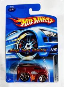 Hot Wheels Blings Dairy Delivery