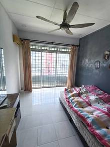 Sri Akasia Balcony Room (Tampoi Indah)