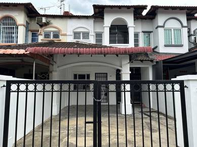 Taman Bukit Indah Johor Bahru / Double Storey Terrace House /Renovated