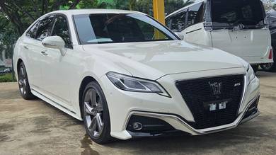 Toyota CROWN 2.0 RS ADVANCE (A)