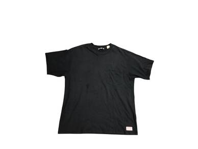 Levis red tab