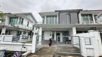 Non Bumi NEWLY REFURBISHED Double Storey SEMI D Terrace SP 10 , BSP
