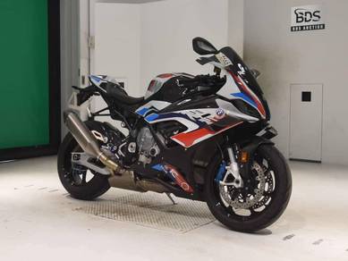 Incoming BMW M1000RR 2022