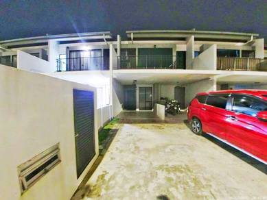GROUND! Residensi Lambaian Duo Townhouse 2Car (10 Mins To UKM GMI KTM)