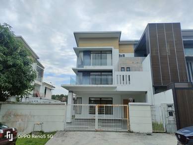 Taman Desa Terbau 3 Storey Semi D House Gated Guarded Mount Austin