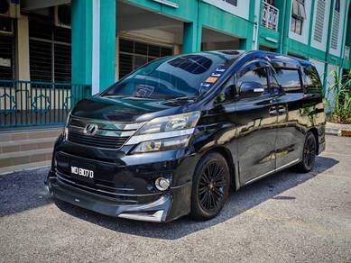 Toyota VELLFIRE 2.4 Z GOLDEN EYES WITH P.BOOT
