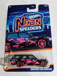 Hot Wheels Datsun 510 Bluebird Wagon neon speeders