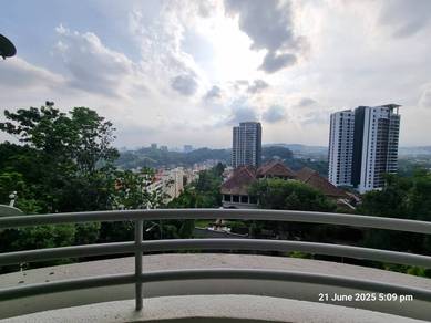 Sri Kasturina Condominium, Bukit Bandaraya, Bangsar. 2 Car Park.