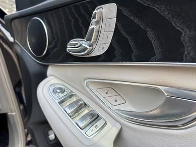 Mercedes Benz C200 for rent/sewa 🌈Luxury Car🌈