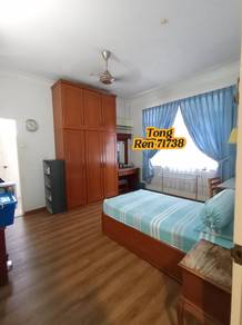 For Sale 2.5 Storey Bungalow House