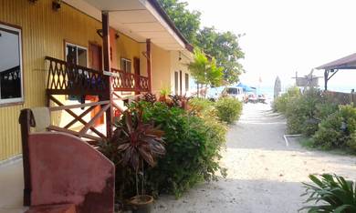 Bilik Murah Tepi Pantai Cenang