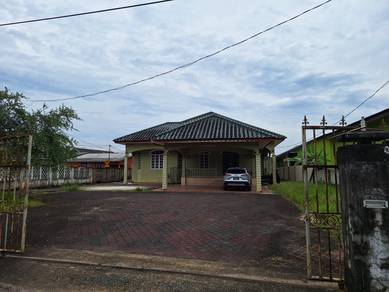 Banglo Kg Padang Leban Untuk Dijual