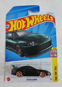 Hot Wheels Toyota Supra HW The 90s hijau