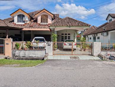 Semi-Detached-House-for-sale-Lumut-Perak