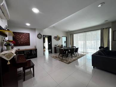 R55 Condominium l Corner l Low Density l Partially Furnished Penampang