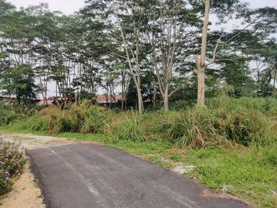 Tanah Lot Kediaman di Pasir Puteh.