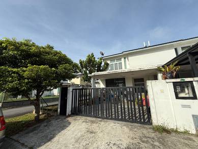 Mutiara Rini End lot with land full laoan