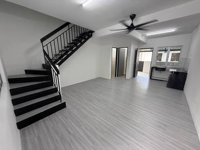 Double Storey Terrace Taman Tasik Semenyih FOR SALE