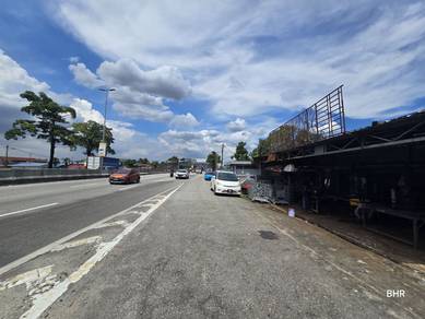 FACING HIGHWAY Commercial Land Batu 13 Puchong near LDP