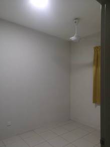 Residensi Platinum Teratai Setapak Rumah Sewa with Balcony
