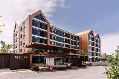 Toorak Park Premium Duplex Unit For Sale