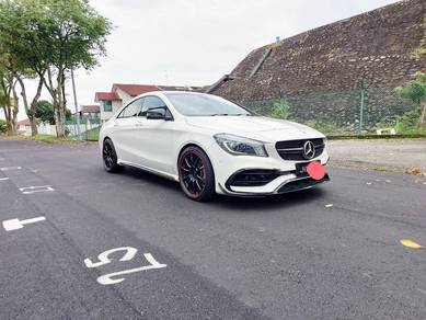 Mercedes Benz CLA200 (CBU) 1.6 (A)