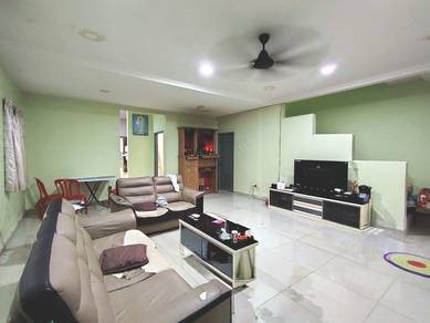 Taman Seraya, Mantin, Negeri Sembilan, Double Storey Corner Lot