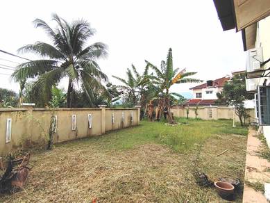 Taman Seraya, Mantin, Negeri Sembilan, Double Storey Corner Lot