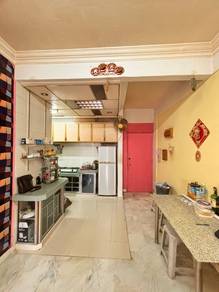( Ground Floor ) Las Palmas Blok Palas Apartment, Bandar Country Homes