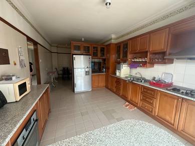 The Regency At Persiaran Gurney (High Floor) Seaview 4200sf
