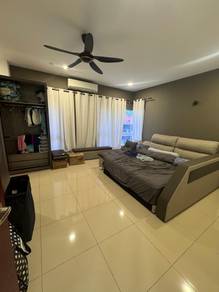 Dekat Masjid Jln Raja Musa + Fully extend Semi D Taman Melur Semenyih
