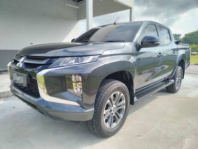 Mitsubishi TRITON 2.4 PREMIUM 4x4 6-sp(A)