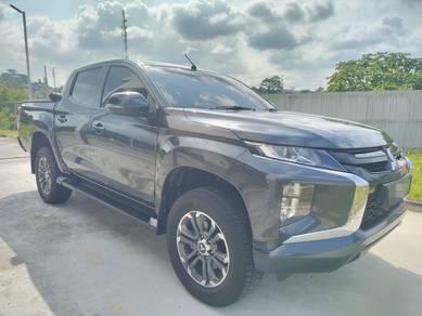 Mitsubishi TRITON 2.4 PREMIUM 4x4 6-sp(A)