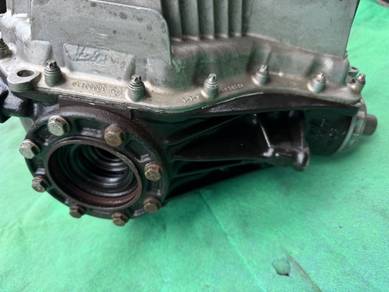BMW m4 REAR AXLE